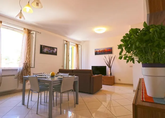 아파트 Libra Flexyrent 라팔로