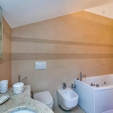 Libra Flexyrent Apartamento Rapallo